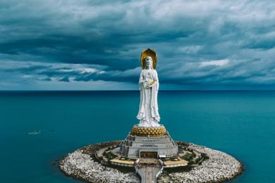 一家人去海南三亞旅游三天兩晚多少費(fèi)用，一家三口去三亞旅游多少錢(qián)